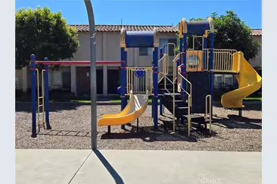 700 W La Veta #J6, Orange, CA 92868 - Photo 35