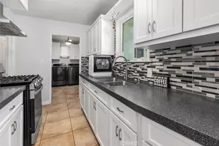 1655 W 110th, Los Angeles, CA 90047 - Photo 11