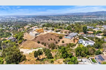 414 S Cooks Corner, Anaheim, CA 92808 - Photo 3