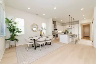 112 Stellar, Irvine, CA 92618 - Photo 5