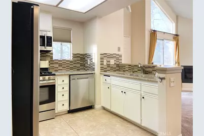 28873 Canyon Point, Trabuco Canyon, CA 92679 - Photo 3