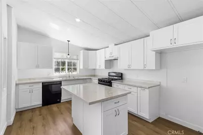10220 Wrangler Way, Corona, CA 92883 - Photo 11