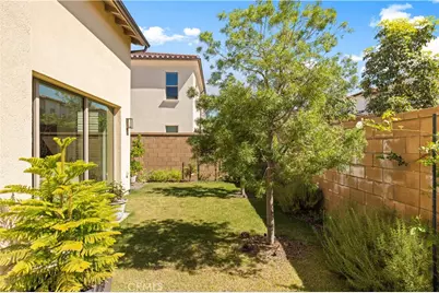 60 Rotunda, Irvine, CA 92620 - Photo 35