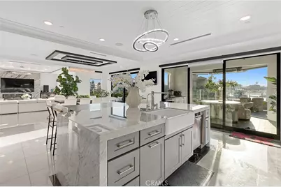 16861 Marina Bay Drive, Huntington Beach, CA 92649 - Photo 9