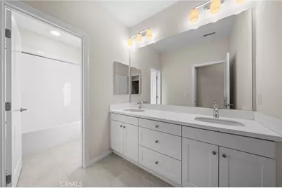 113 Hanging, Irvine, CA 92620 - Photo 23