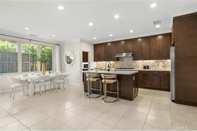 113 Hanging, Irvine, CA 92620 - Photo 9