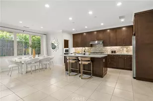 113 Hanging, Irvine, CA 92620 - Photo 9