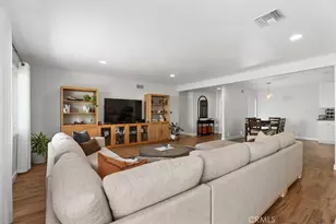 279 N Sacramento St, Orange, CA 92867 - Photo 11