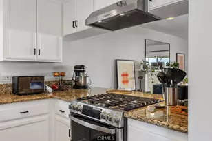 279 N Sacramento St, Orange, CA 92867 - Photo 17