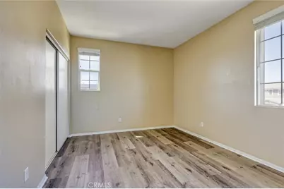 5750 Kingsbury, Palmdale, CA 93552 - Photo 11