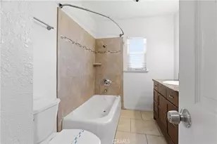 432 N Commonwealth, Los Angeles, CA 90004 - Photo 17