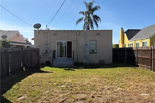 2303 W 75th St, Los Angeles, CA 90043 - Photo 17