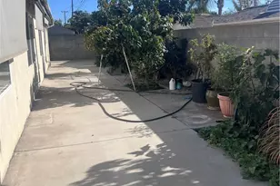 13361 Redbird St, Garden Grove, CA 92843 - Photo 27