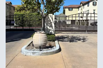 120 S Pacific  Ave #34, Santa Ana, CA 92703 - Photo 1