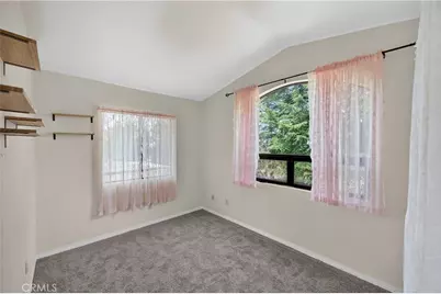 9902 Avenida Miravilla, Cherry Valley, CA 92223 - Photo 33