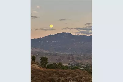 300 Anderson, Hemet, CA 92544 - Photo 3