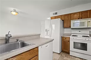 4688 Oceano Cir, Huntington Beach, CA 92649 - Photo 3