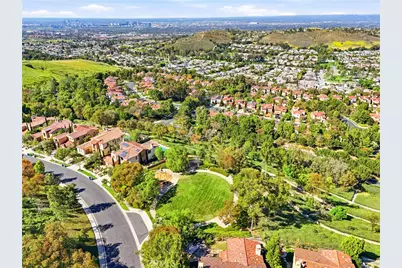 57 Sweet Bay, Irvine, CA 92603 - Photo 71