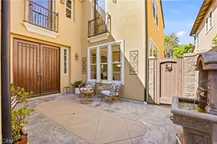 57 Sweet Bay, Irvine, CA 92603 - Photo 3