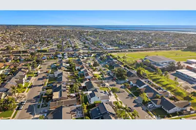 17372 Forbes, Huntington Beach, CA 92649 - Photo 43