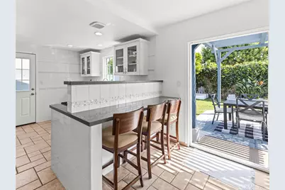 17102 Kampen Lane, Huntington Beach, CA 92647 - Photo 23