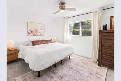 17102 Kampen Lane, Huntington Beach, CA 92647 - Photo 9