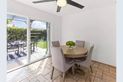 17102 Kampen Lane, Huntington Beach, CA 92647 - Photo 7