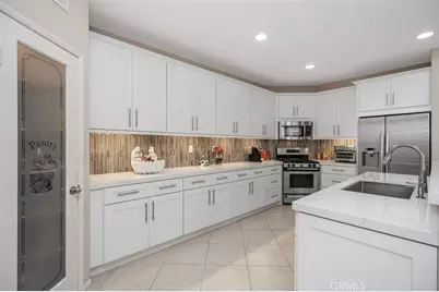 29 Roseville, Irvine, CA 92602 - Photo 15