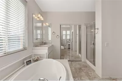 29 Roseville, Irvine, CA 92602 - Photo 31