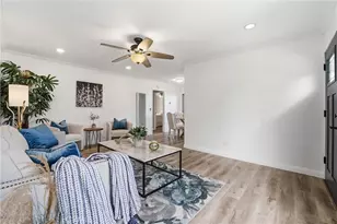 20230 Peach Ln, Huntington Beach, CA 92646 - Photo 5