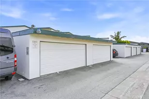 20230 Peach Ln, Huntington Beach, CA 92646 - Photo 31