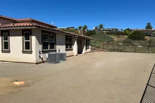 1361 N Amanda Glen, Escondido, CA 92029 - Photo 5