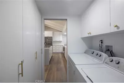 221 Larkspur Avenue, Corona del Mar, CA 92625 - Photo 11