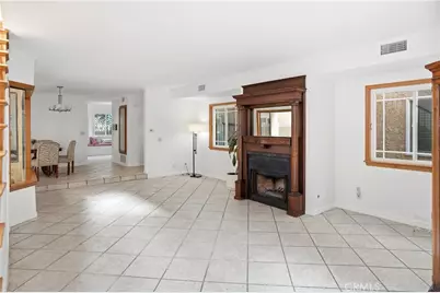 121 Alabama, Huntington Beach, CA 92648 - Photo 5