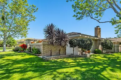 32051 Via Buena, San Juan Capistrano, CA 92675 - Photo 5