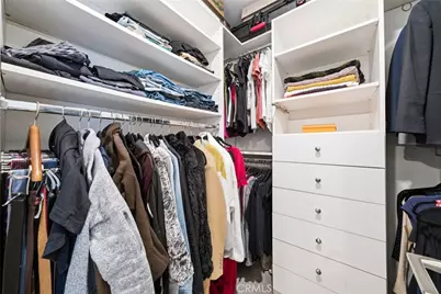 220 Detroit Avenue, Huntington Beach, CA 92648 - Photo 33