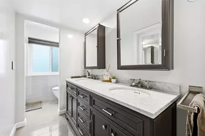 220 Detroit Avenue, Huntington Beach, CA 92648 - Photo 31