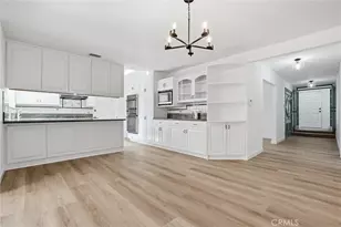 12143 Phoenix Dr, Cerritos, CA 90703 - Photo 5