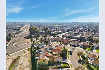 12143 Phoenix Drive, Cerritos, CA 90703 - Photo 53