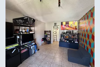 2301 S. Center Street, Santa Ana, CA 92704 - Photo 21