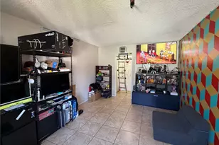 2301 S Center St, Santa Ana, CA 92704 - Photo 21