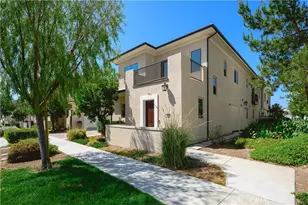 199 Follyhatch, Irvine, CA 92618 - Photo 3