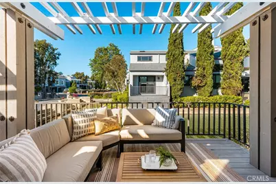 19 Waterway #9, Irvine, CA 92614 - Photo 5