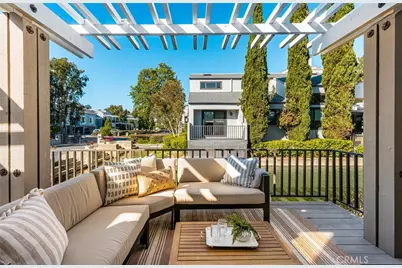 19 Waterway #9, Irvine, CA 92614 - Photo 5