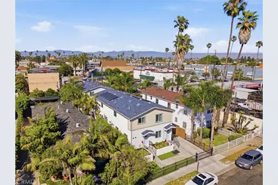 525 W 85th Street, Los Angeles, CA 90044 - Photo 3