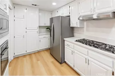 1006 Via Zapata, Riverside, CA 92507 - Photo 13
