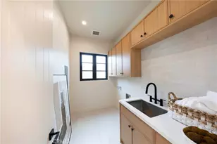 1594 Redlands Pl, Costa Mesa, CA 92627 - Photo 13