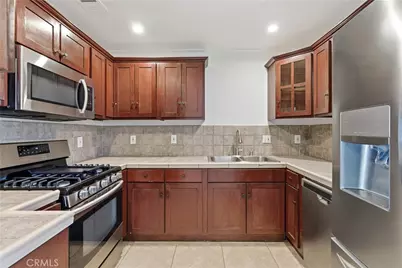 20031 Shorewood, Huntington Beach, CA 92646 - Photo 11