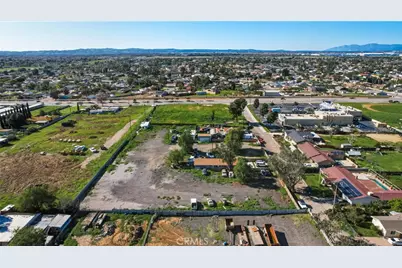 5930 Etiwanda, Mira Loma, CA 91752 - Photo 5