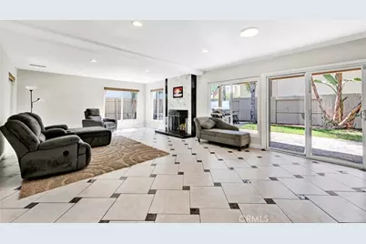 22702 Islamare, Lake Forest, CA 92630 - Photo 5